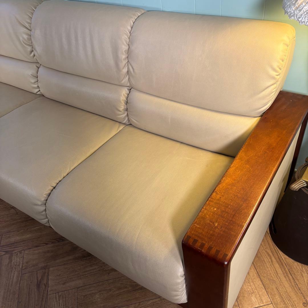 ♦︎maruni ♦︎マルニ 三人掛け　昭和レトロ ソファー 革　木目調