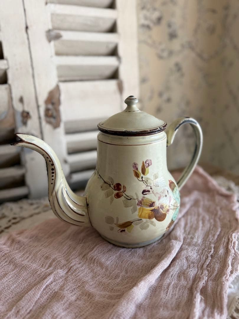 フランスアンティークハンドペイントティーポット型花柄ホーローポット