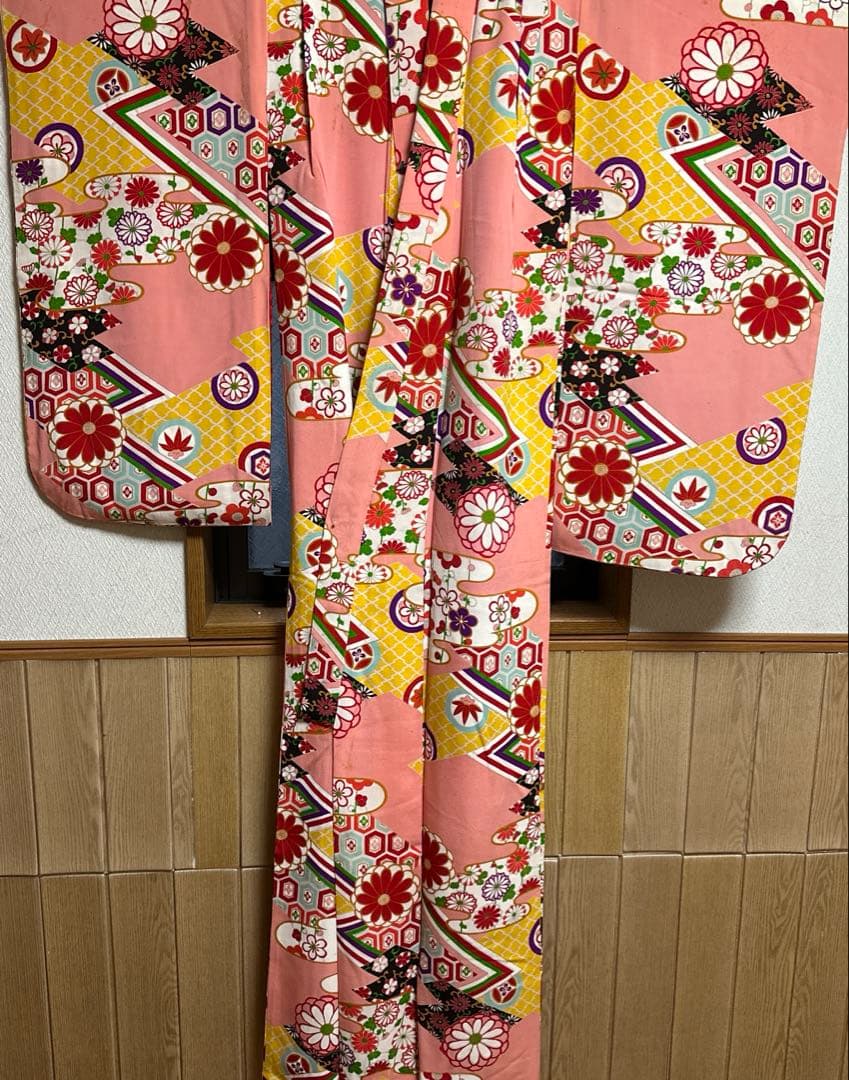 7歳着物　アンティークレトロ柄　着物単品　七五三着物　18ー5