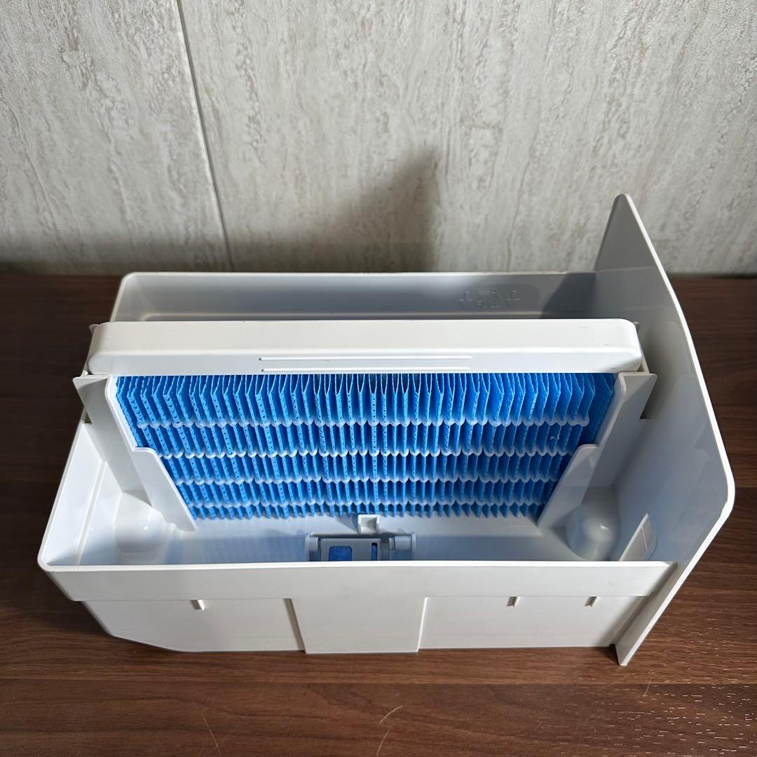 美品 即日発送 シャープ(SHARP)KI-NS40-W 21年製