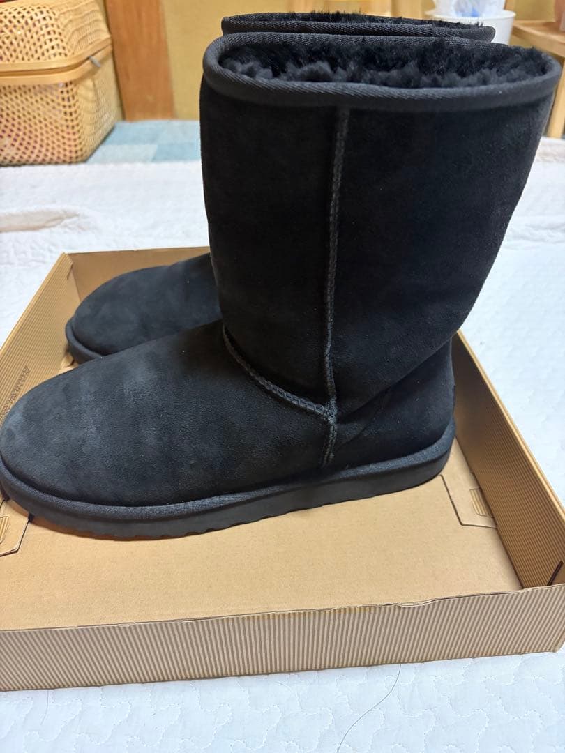 UGG ブラック ムートンブーツ　size M10