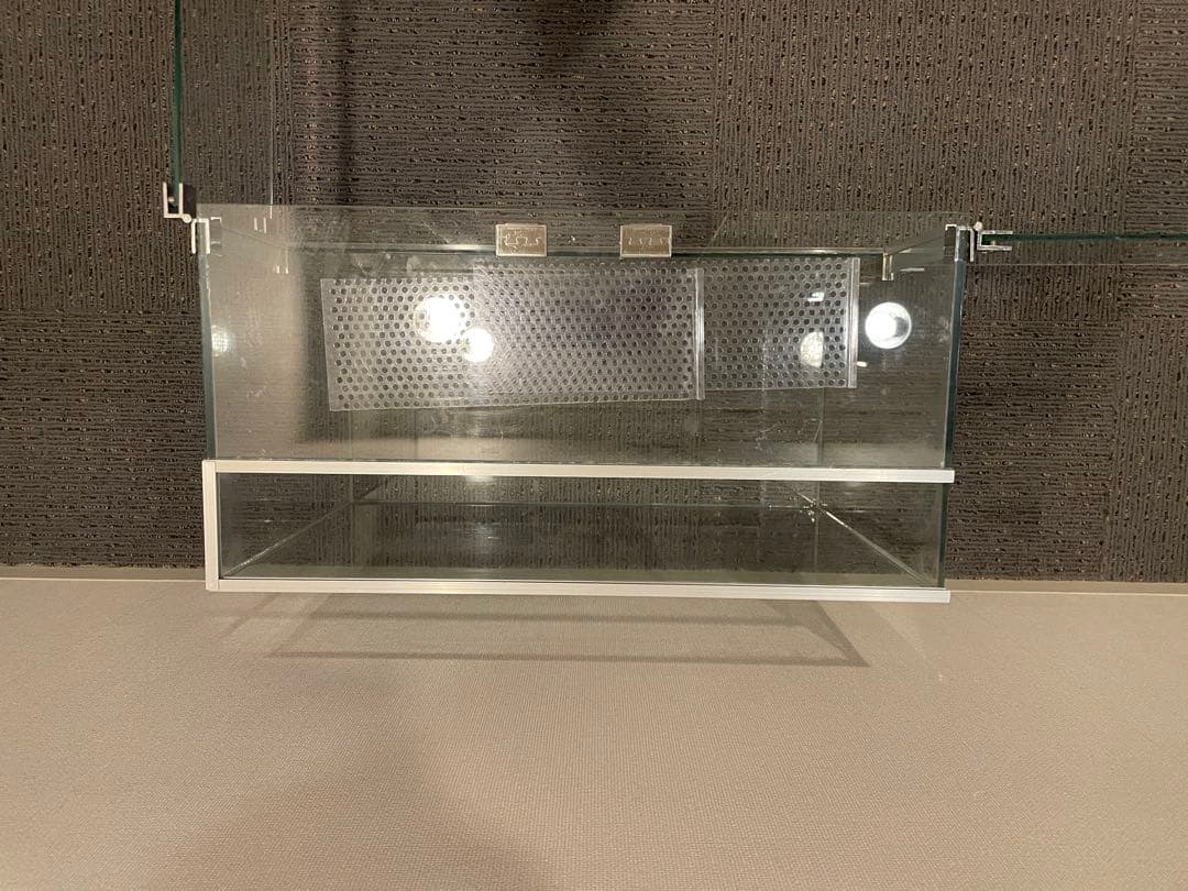 オールガラス60cm飼育水槽　オールグラステラリウム　マット付き