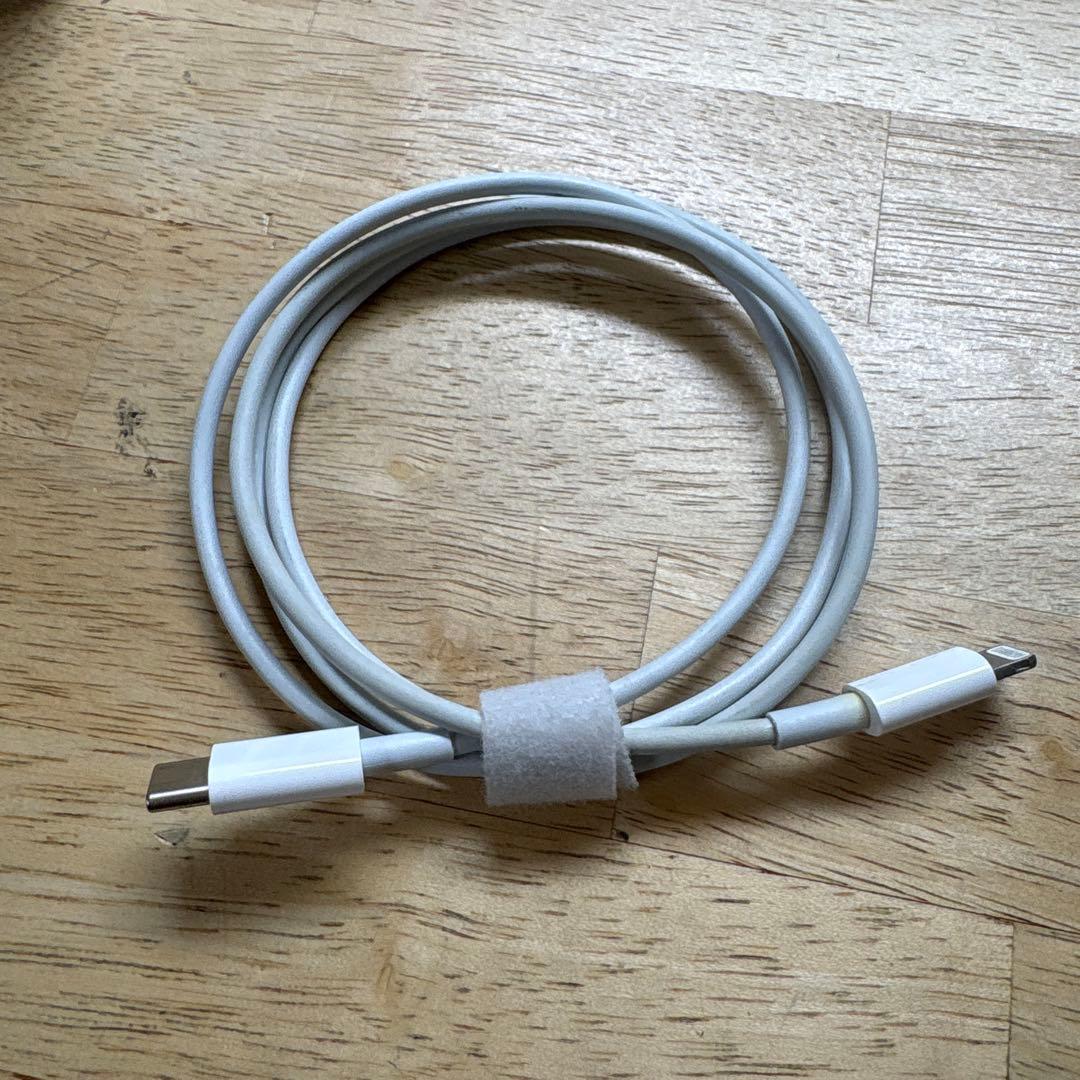 AirPodsPro 第2世代（ライトニングケーブル付き）