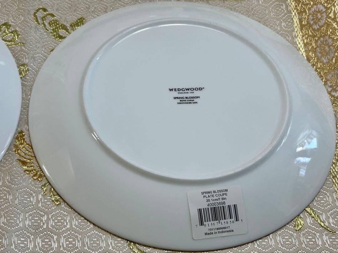 ウェッジウッド スプリングブロッサム　プレート ２枚セット