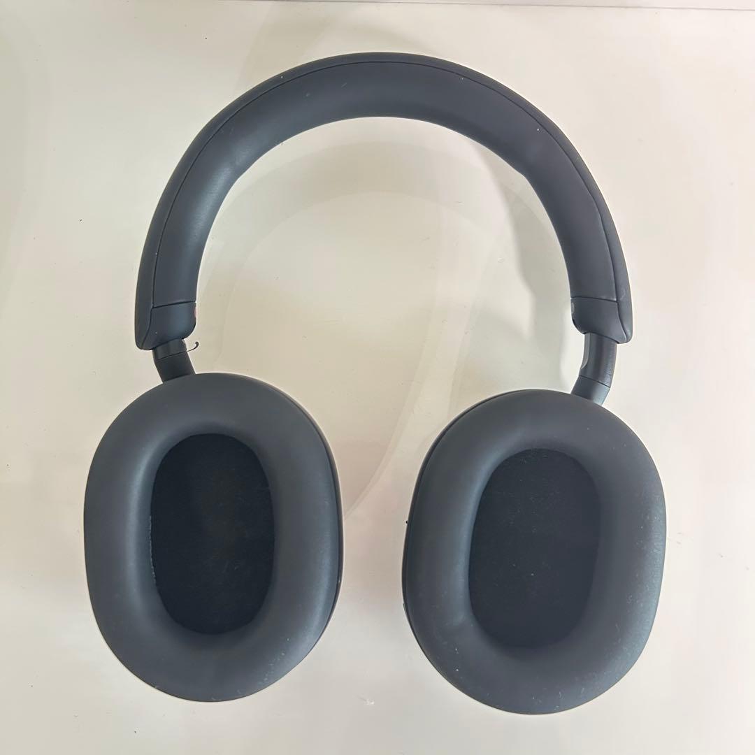 SONY WH-1000XM5 ワイヤレスヘッドホン ブラック【ケース付き】