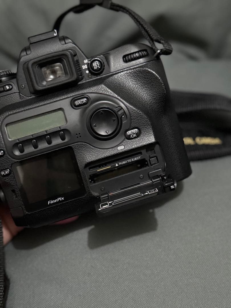 Fujifilm FinePix S2 Pro 一眼レフカメラ