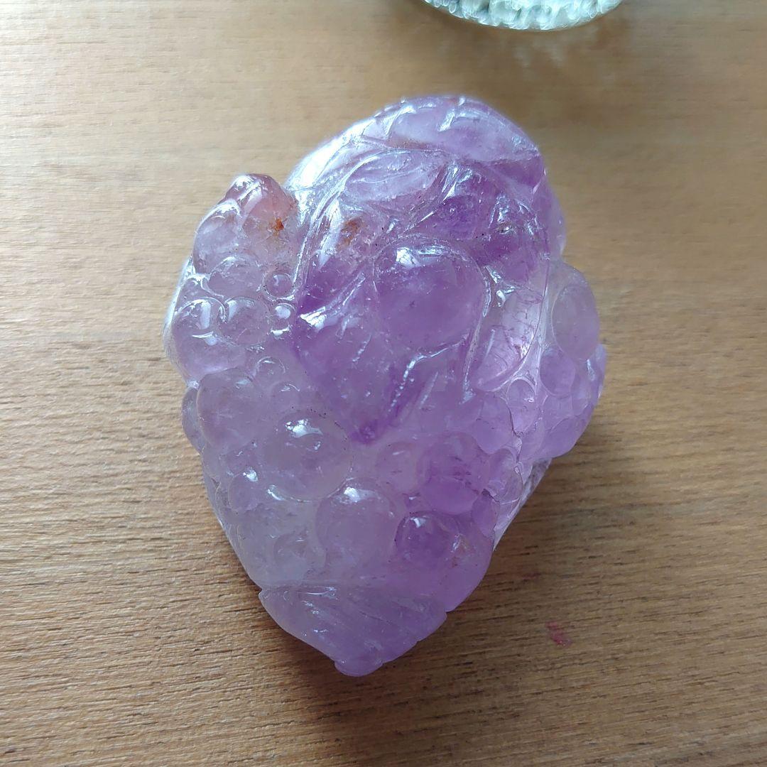 ライモライトインラベンダーアメジスト　銭蛙　素敵な逸品