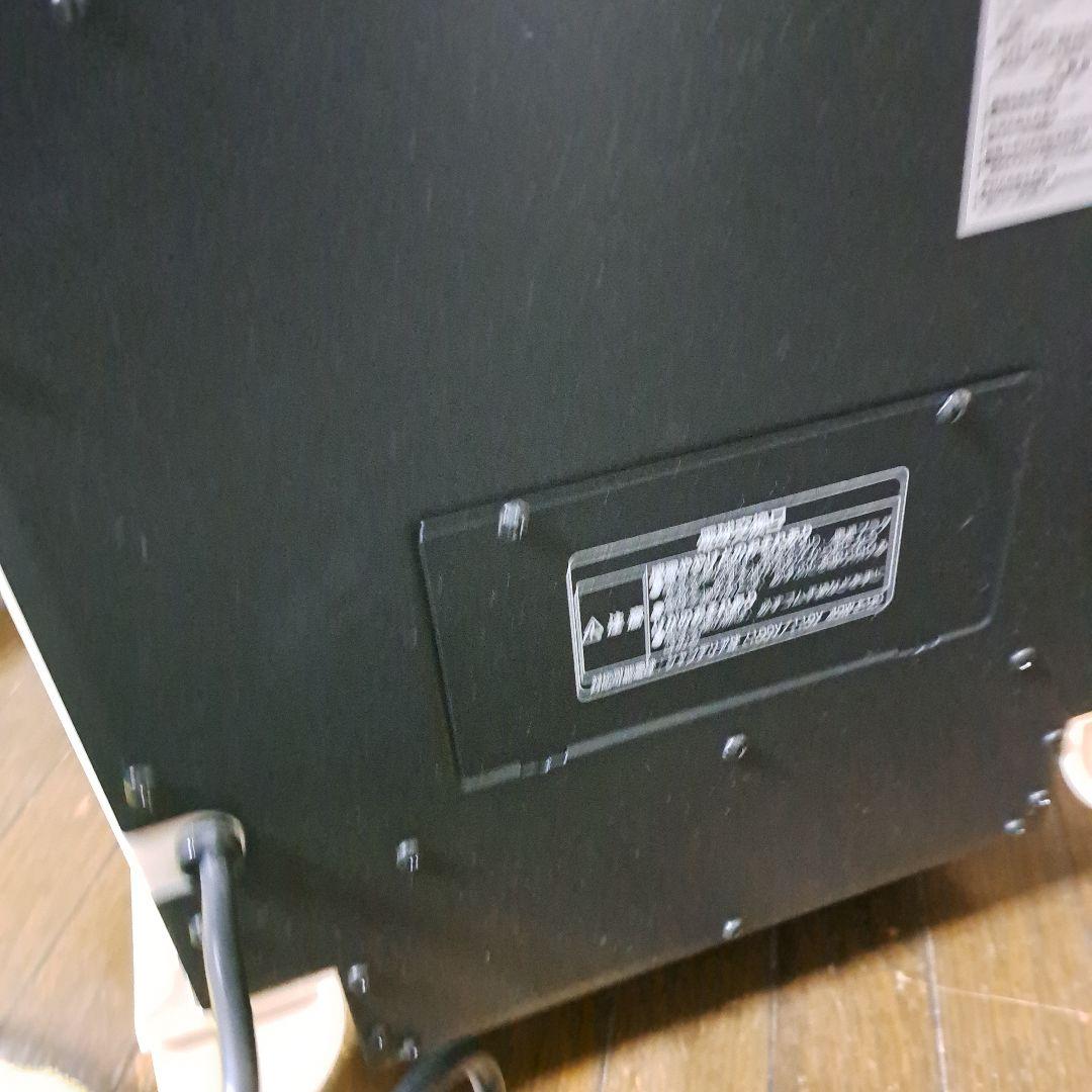 美品　ニトリ暖炉型ファンヒーター　アイボリー クラシックデザイン 電気ヒーター