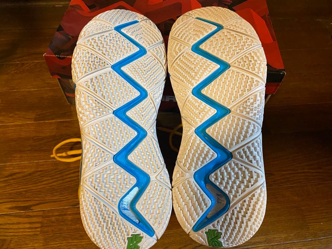 Nike Kyrie4 カイリー4 KIX