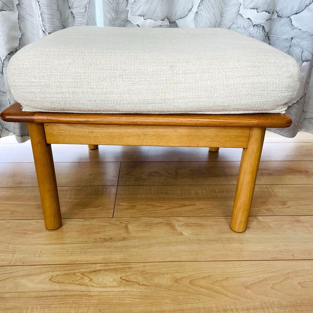 ニトリ　オークエスト　スツール　オットマン　木製