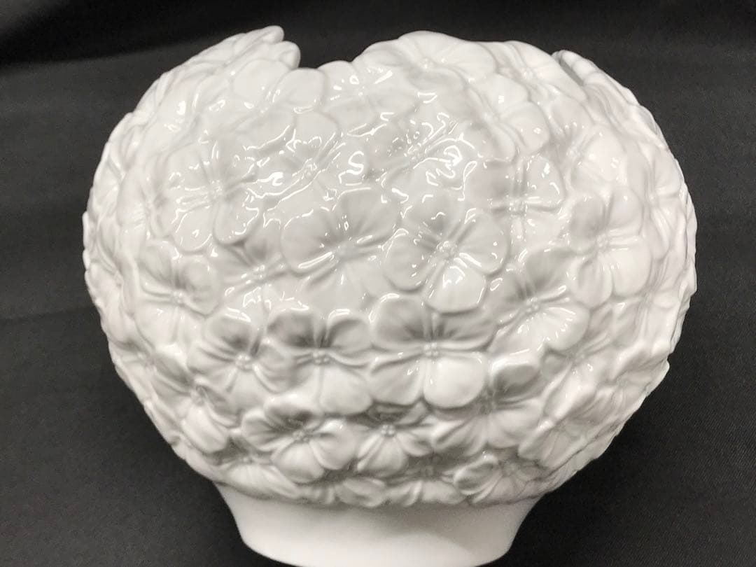 【美品】HUTSCHENREUTHER フッチェンロイター　アジサイ　花瓶