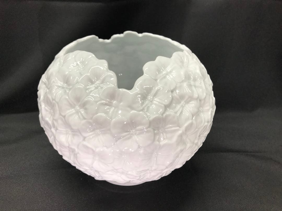 【美品】HUTSCHENREUTHER フッチェンロイター　アジサイ　花瓶