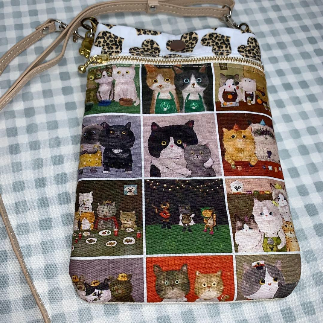 santa 黒猫柄スマホショルダーバッグ