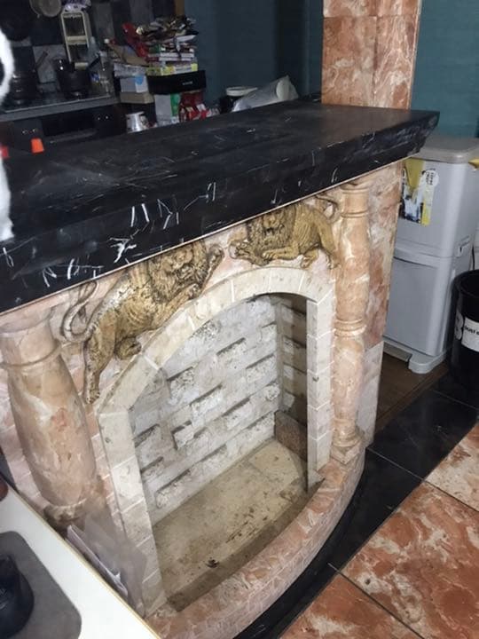 大理石マントルピース