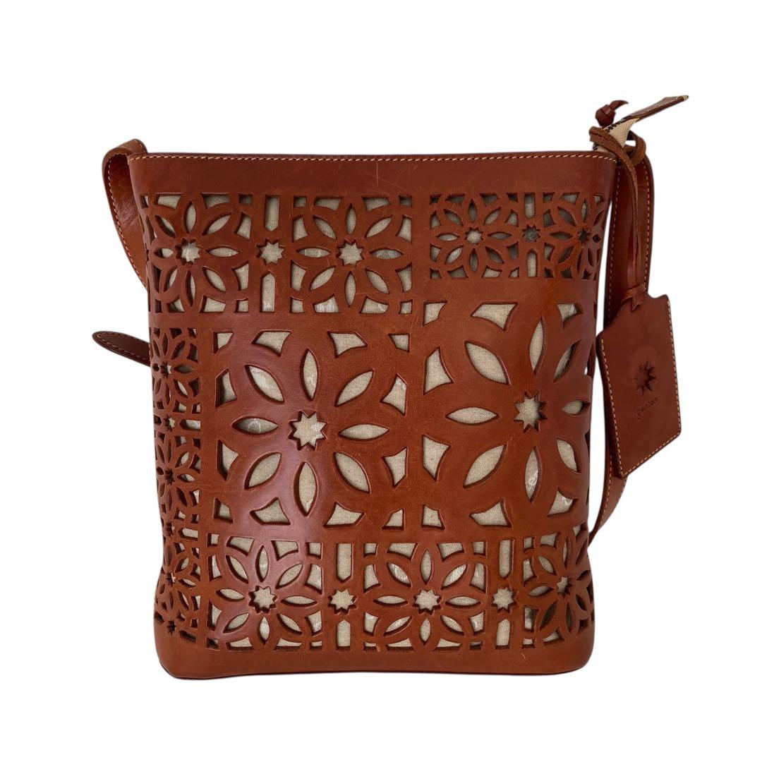 美品　ゲンテン　マルチカットワーク　ショルダーバッグ　バケツ型