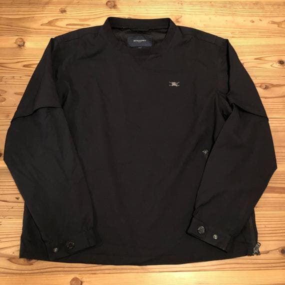 バーバリー　ナイロントレーナー