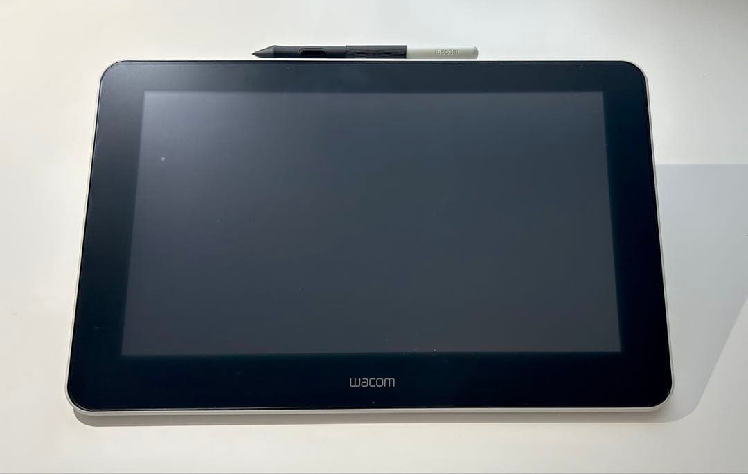Wacom 液晶ペンタブレット 本体 付属品有 美品