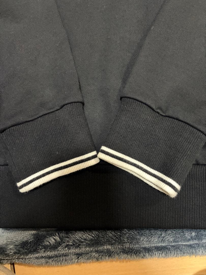 【美品】FRED PERRY ハーフジップ トレーナー ロゴ刺繍 黒 L