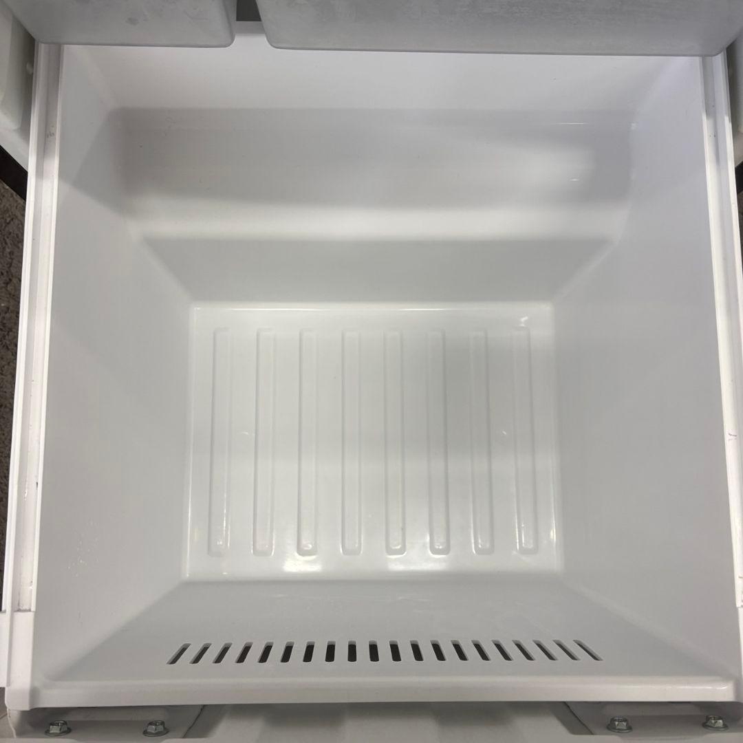 977　冷蔵庫　レトロ　黒　一人暮らし　安い　綺麗　中古　設置無料