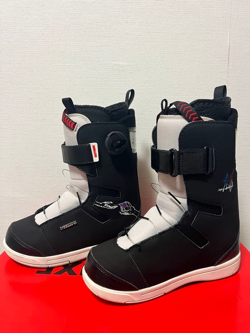 ジュニア用スノーボードブーツ