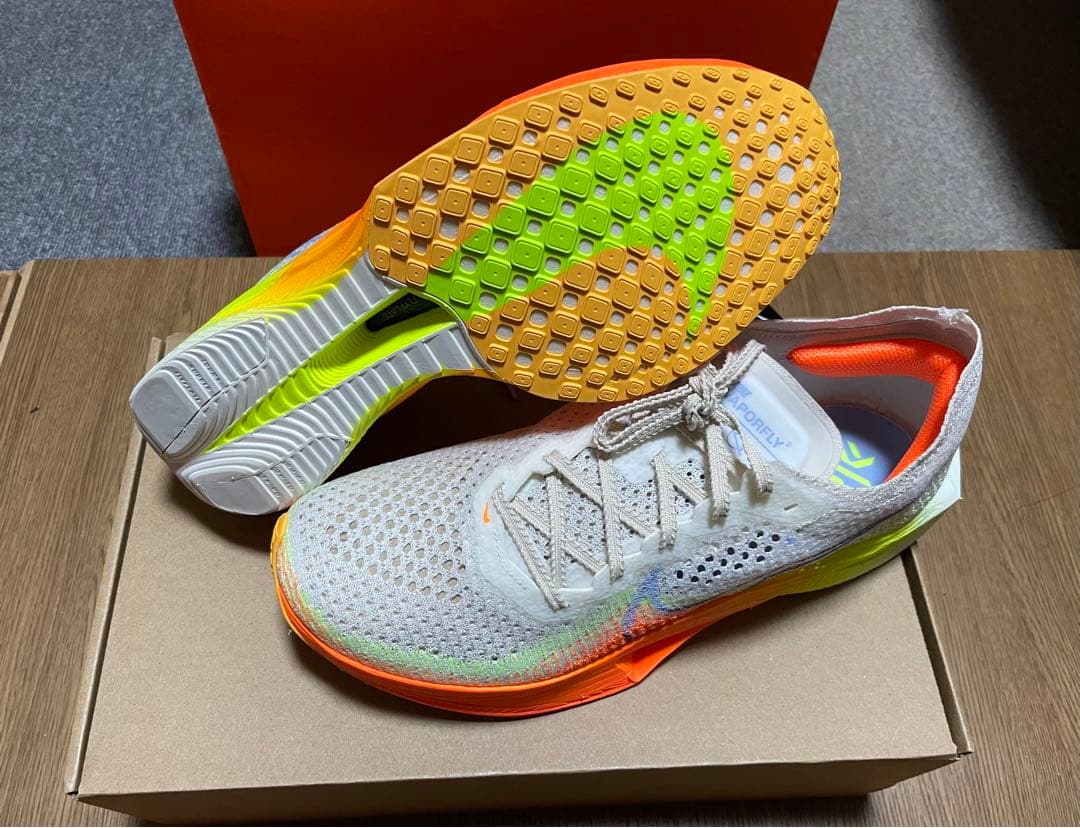 【新品未着用】ナイキ　ヴェイパーフライネクスト%3 25.0cm 限定カラー