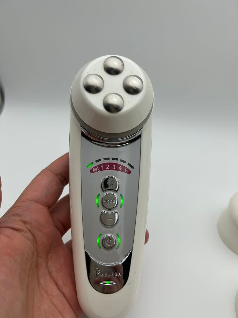 セルキュア4Tプラス美顔器 2つのヘッド付き