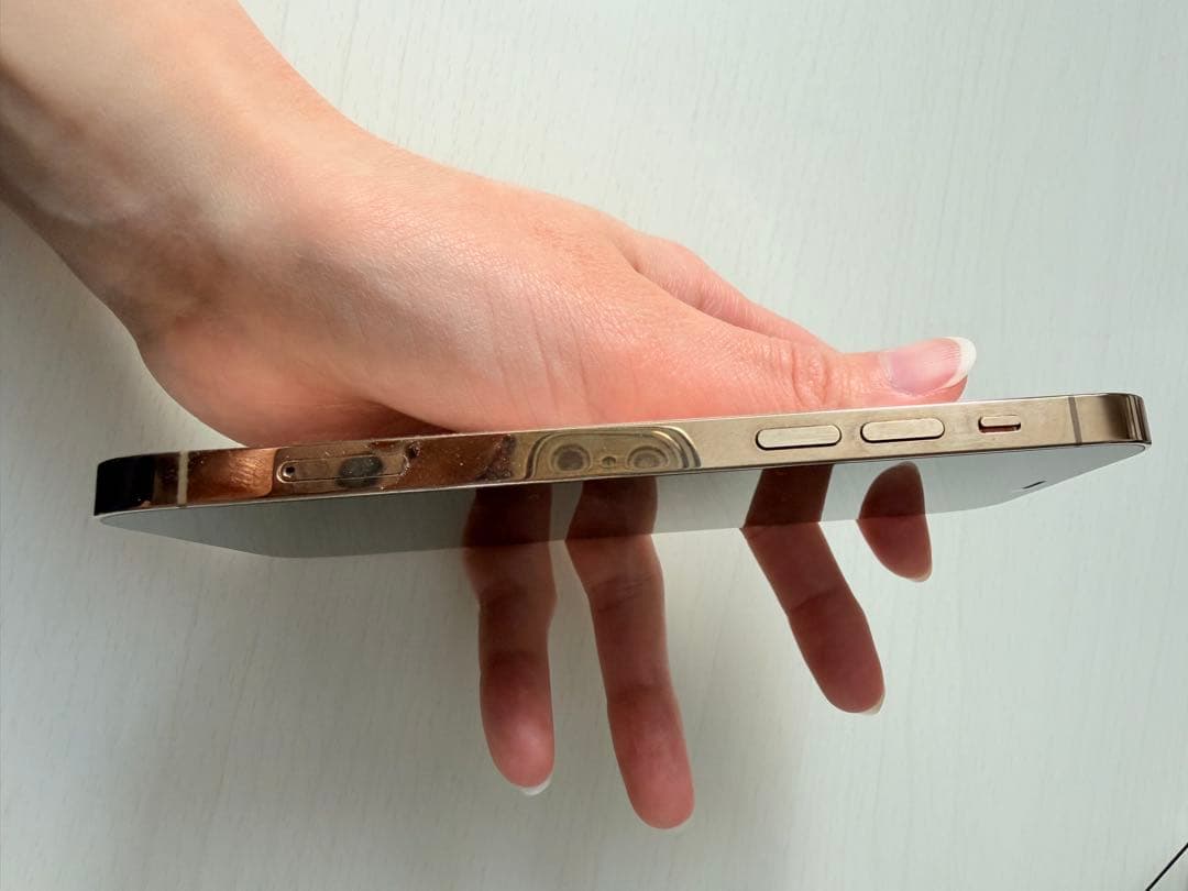 【極美品】iPhone 12 pro ゴールド 256GB 箱付き