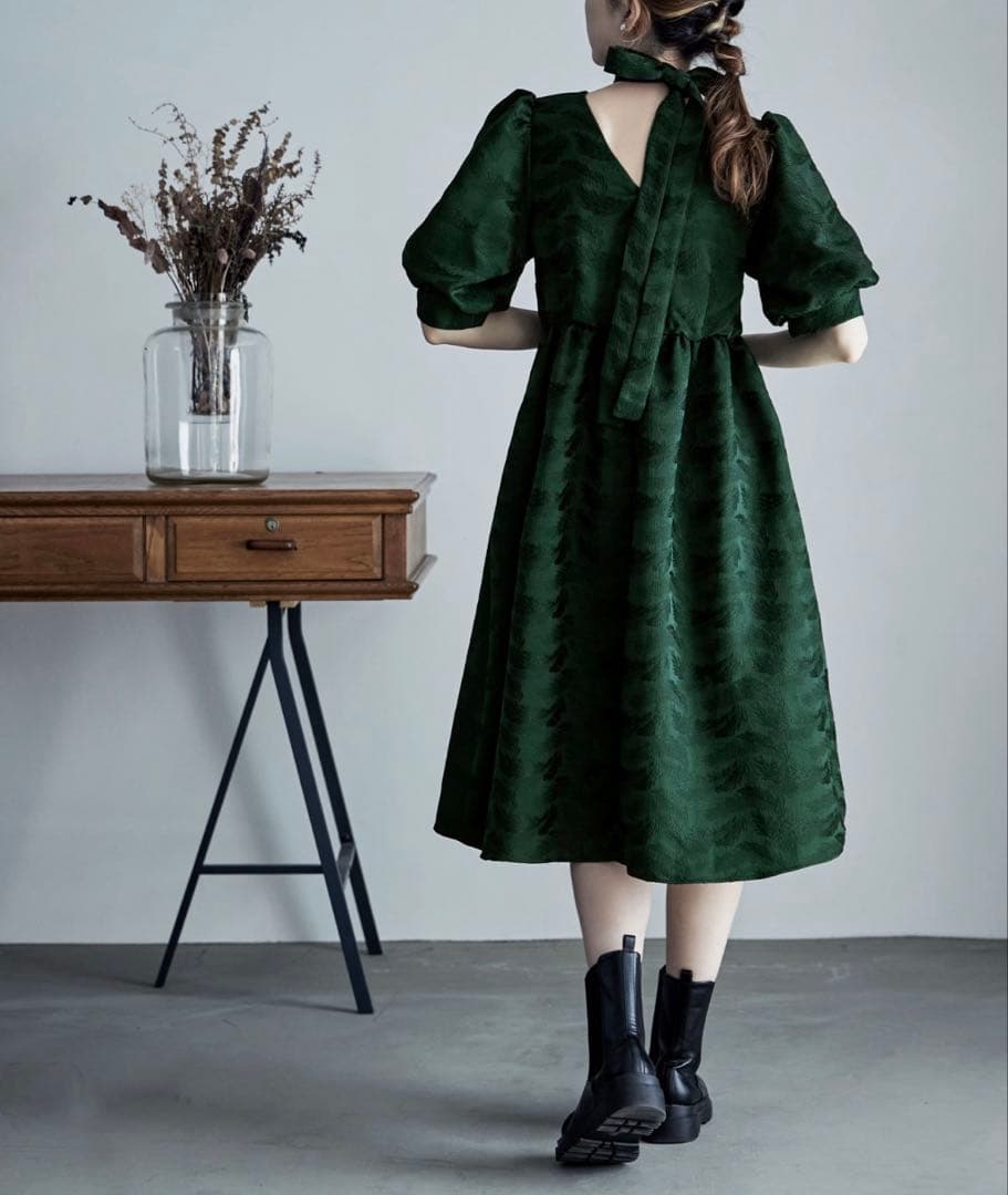 etoll. ジャガードパフスリーブドレス ワンピース リボン付属なし 結婚式