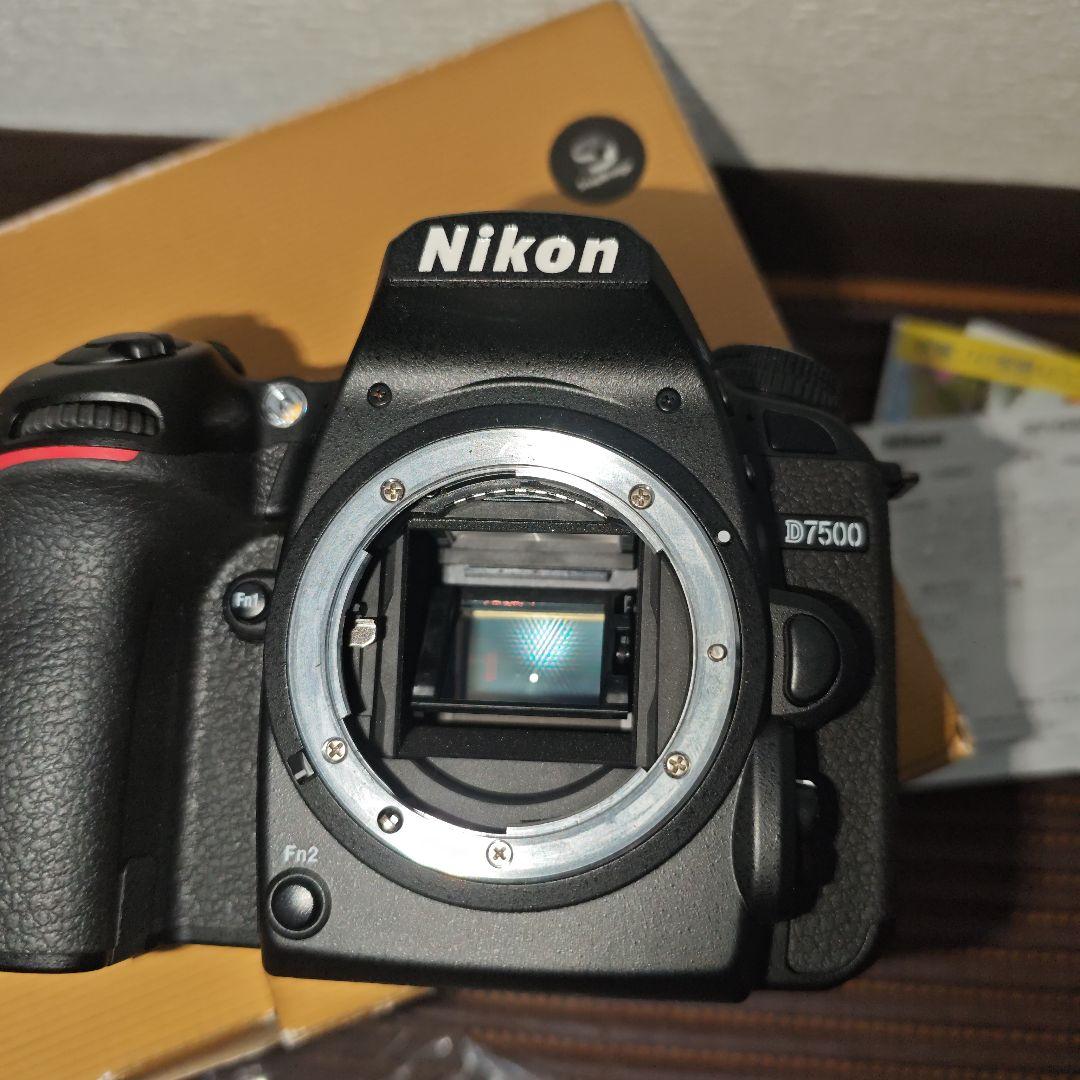 Nikon D7500 ボディ