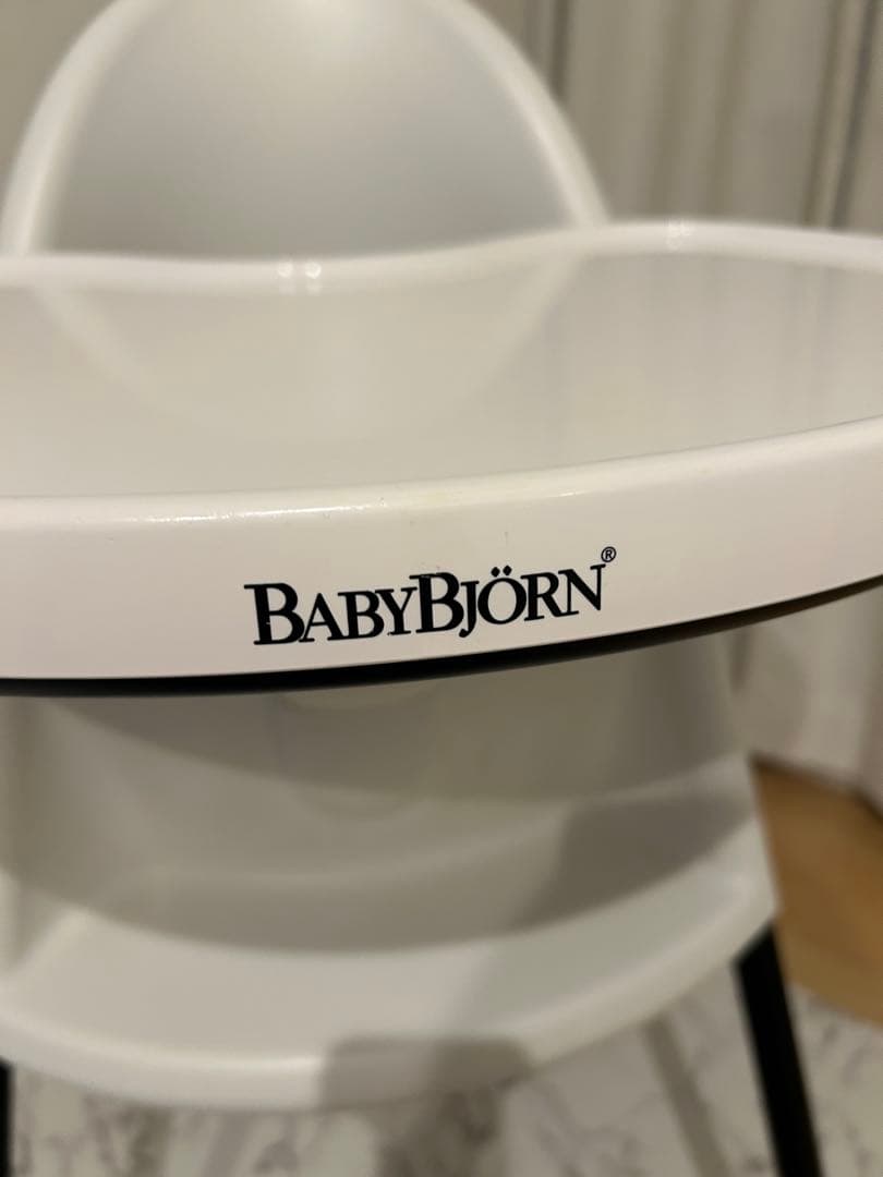 ベビービョルン　ハイチェア　ホワイト