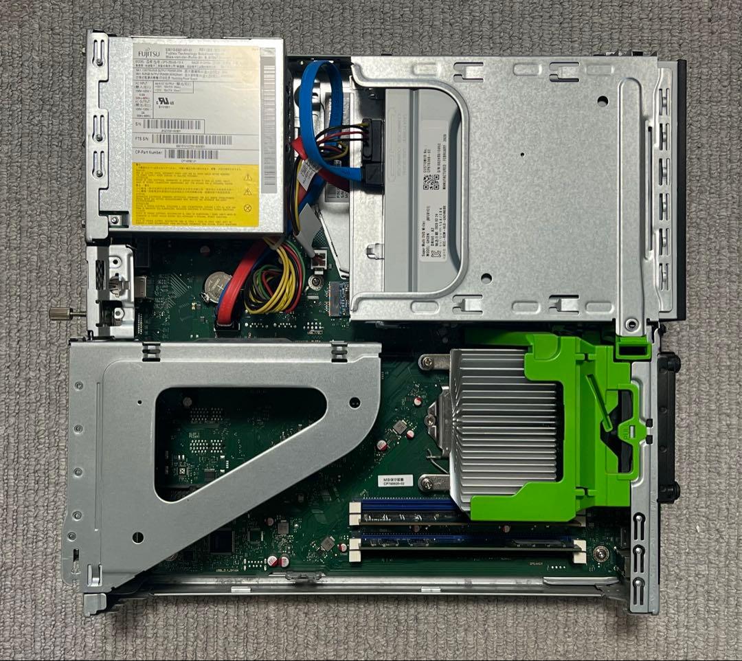 富士通 ESPRIMO D588/CX Core i5 9400