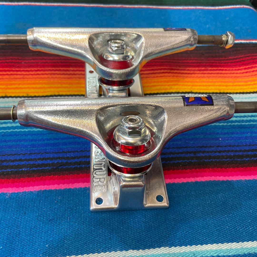 ベンチャートラックV-Lights スケートボードトラック シルバー5.2low