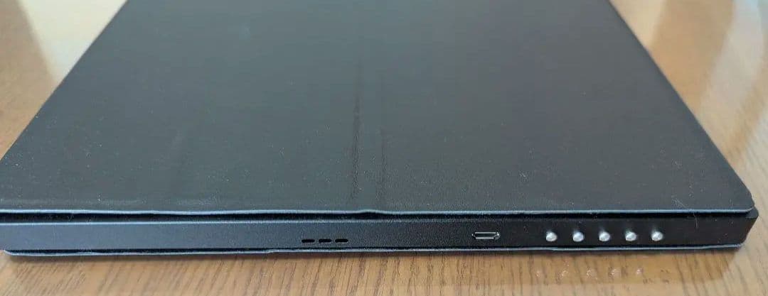 15.6インチ 1920×1080 軽量ポータブルモニター