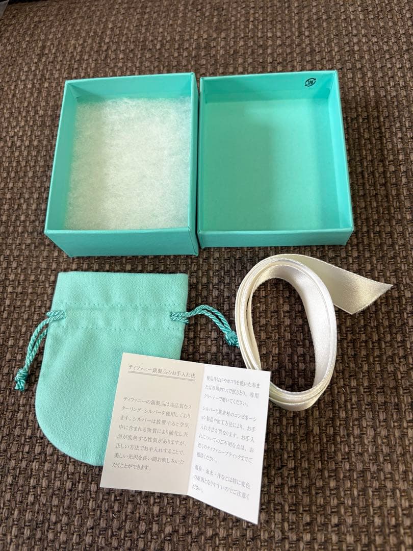 国内現行品 極美品　ティファニー空箱　巾着袋　説明書　リボン　80セット