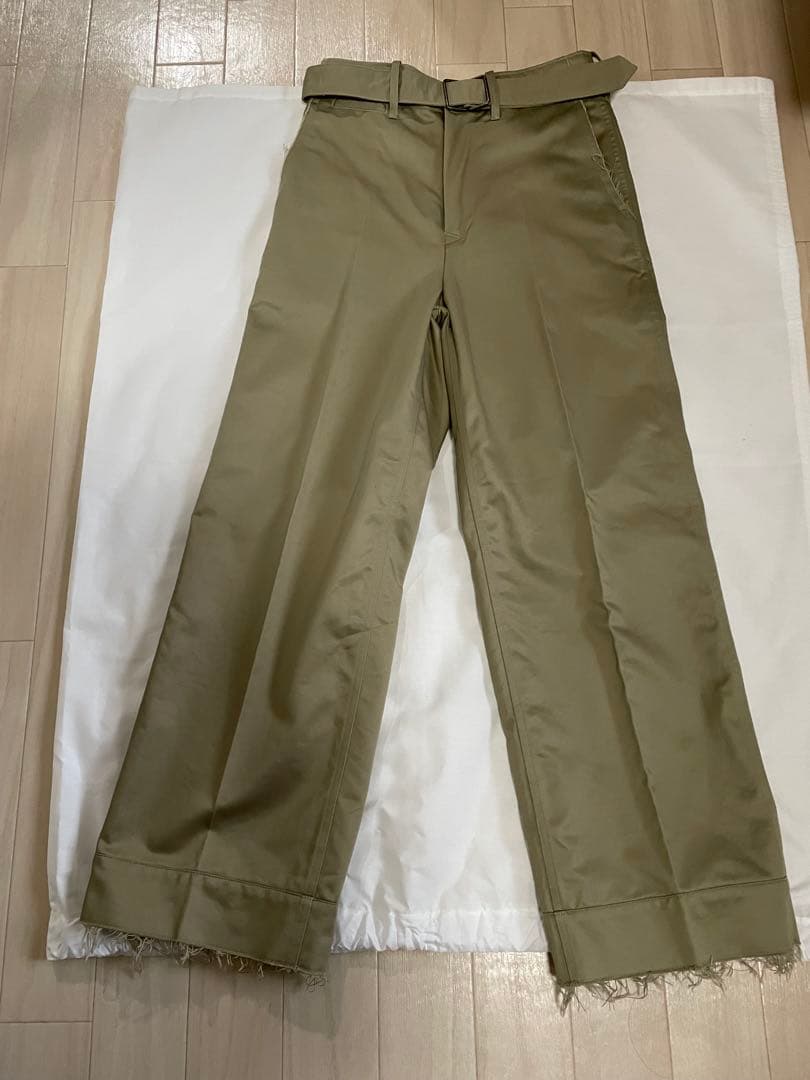 ラドローチノパン　最終価格１／31で削除