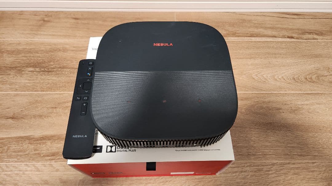 プロジェクター NEBULA Vega Portable