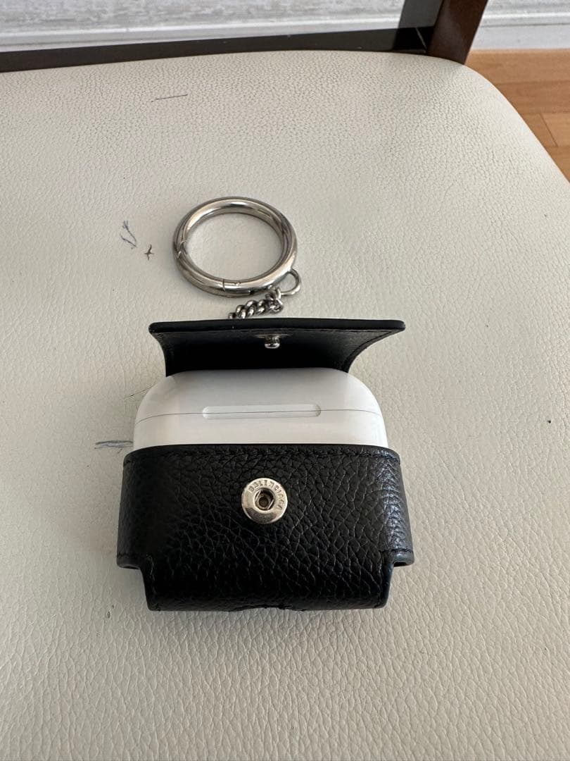バレンシアガ ブラック レザー AirPods Pro用ケース 黒
