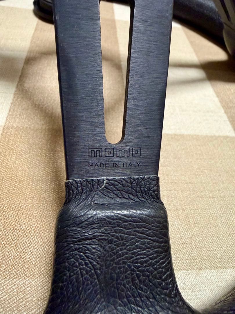 MOMO フルスピード ステアリング ディープコーン