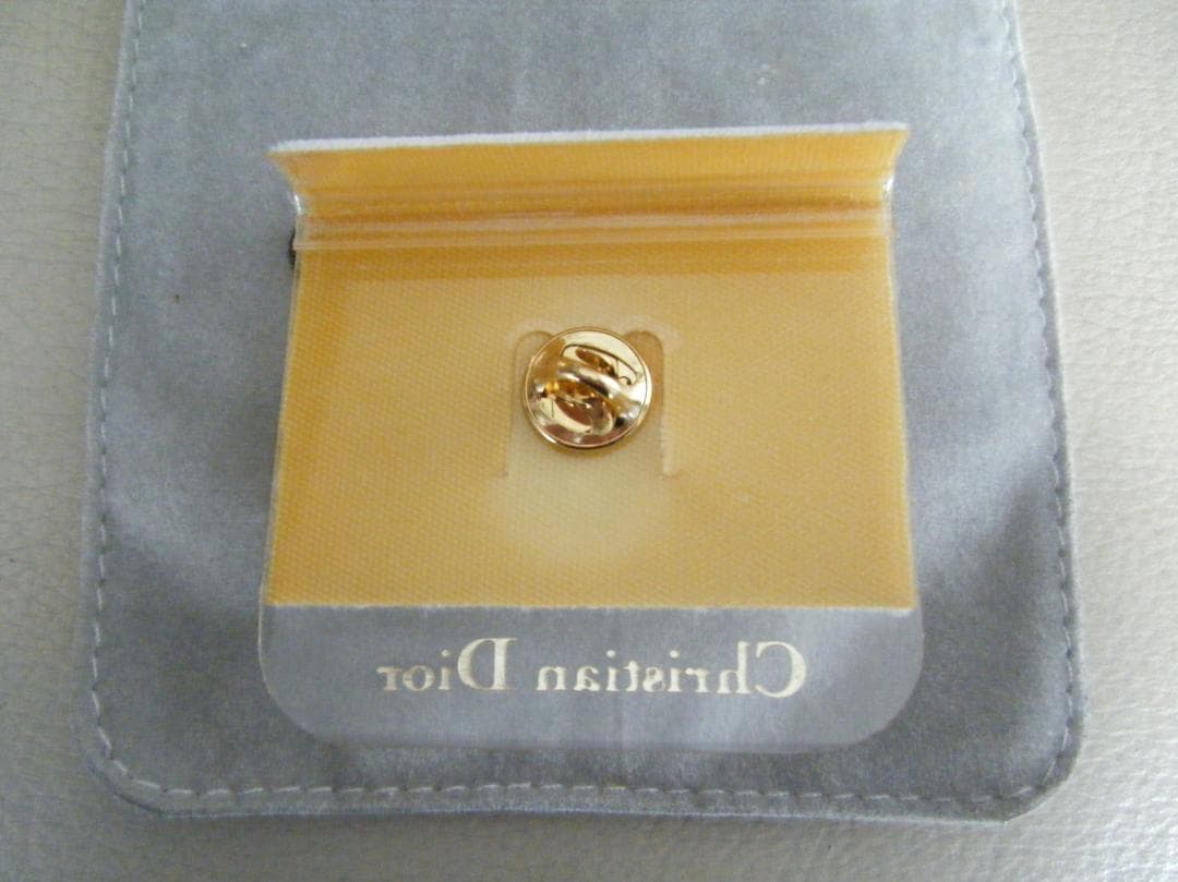 美品クリスチャンディオール ピンブローチ てんとう虫ラインストーン