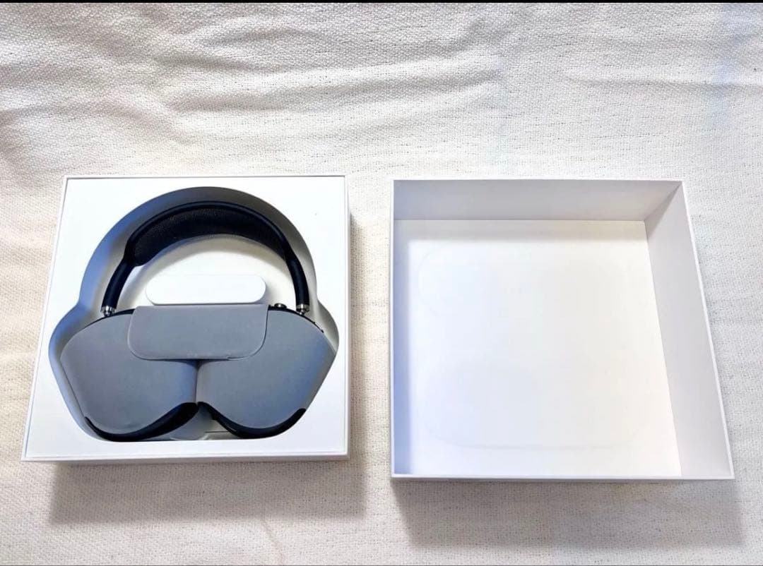 【正規品/美品】AirPods Max 本体 スペースグレイ　ケースなどおまけ付
