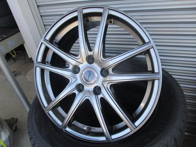 送料込☆新品ヨコハマスタッドレス 195/60R17☆60プリウス・現行プリウス