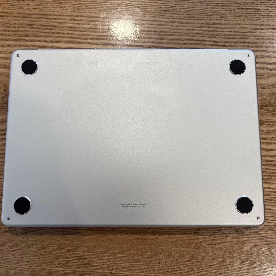 [充放電19回] MacBookAir M2 SSD256GB メモリ8GB