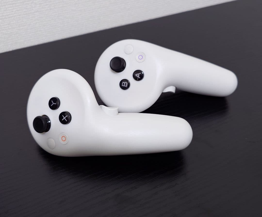 PICO 4 Ultra VRヘッドセット 付属品付き