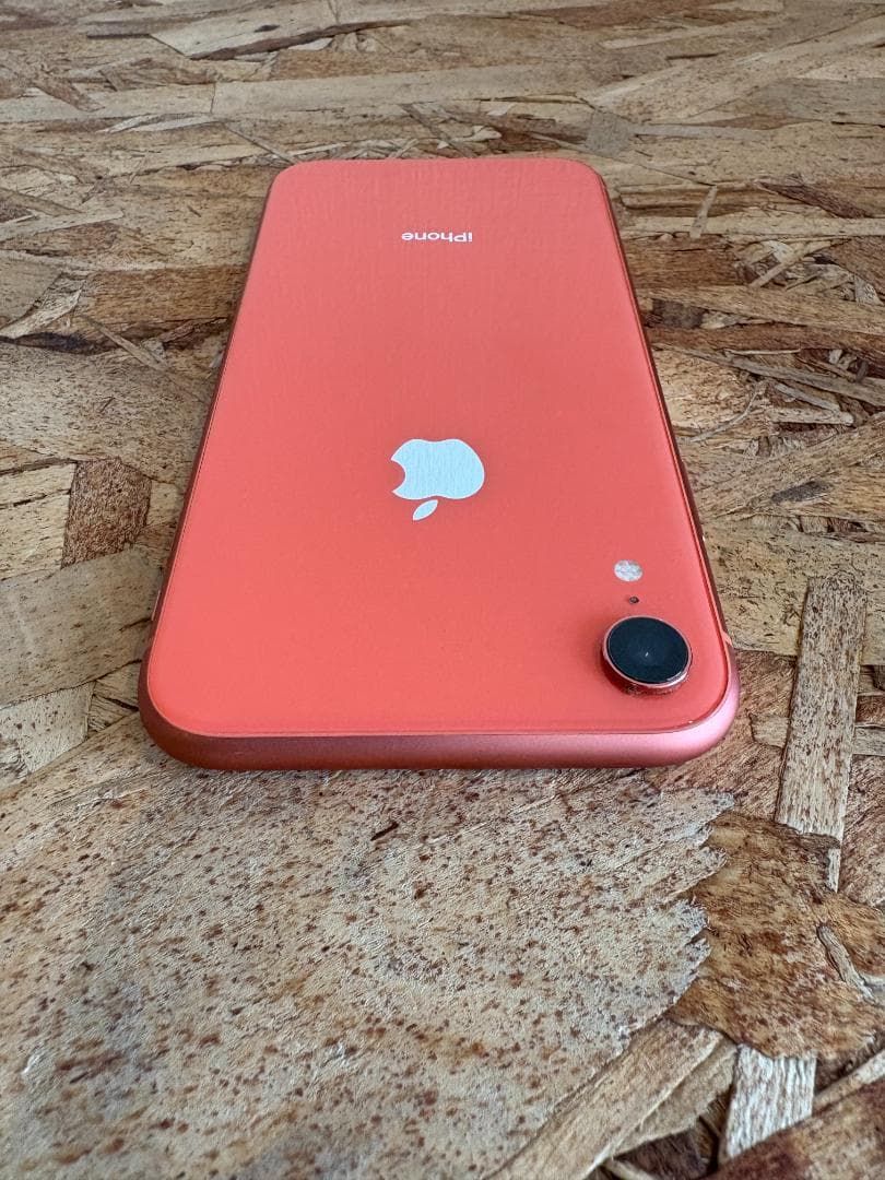 【美品】Apple iPhone XR 128GB コーラル SIMフリー