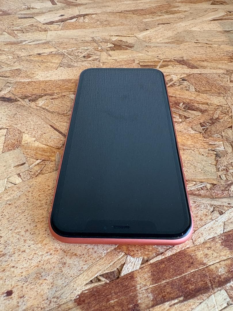 【美品】Apple iPhone XR 128GB コーラル SIMフリー