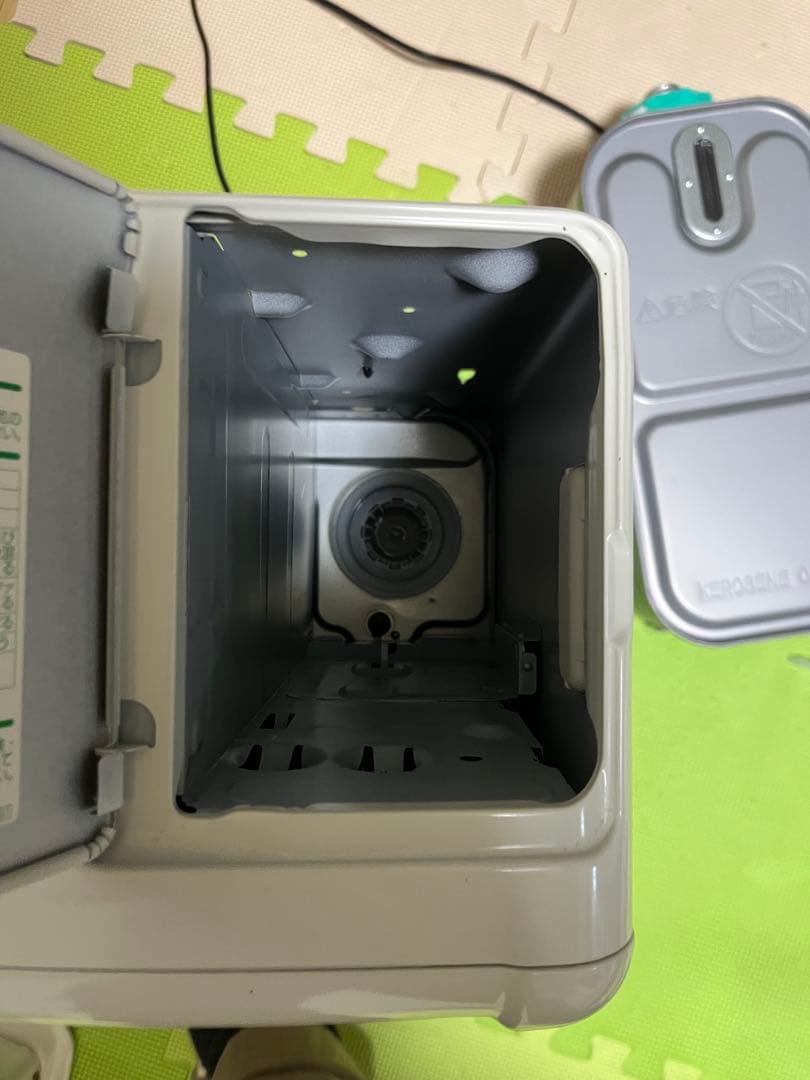 ダイニチ　石油ファンヒーター「ブルーヒーター FWY-32CW1」