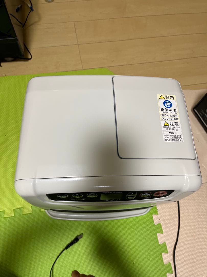 ダイニチ　石油ファンヒーター「ブルーヒーター FWY-32CW1」