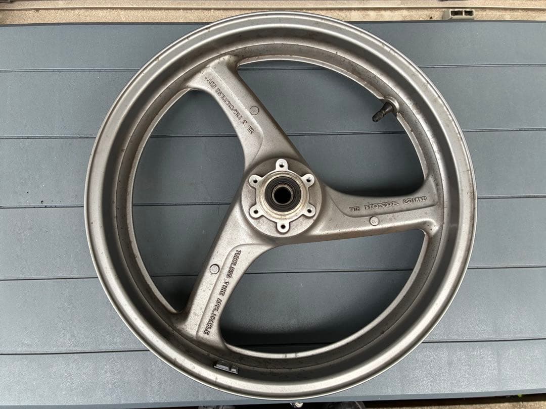 cb400sf nc39.nc42 純正フロントホイール