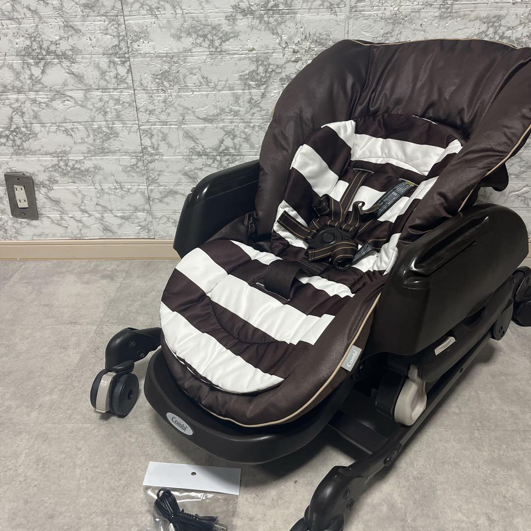 【美品】Combi ネムリラ4キャス AT オートスウィング ハイローチェア