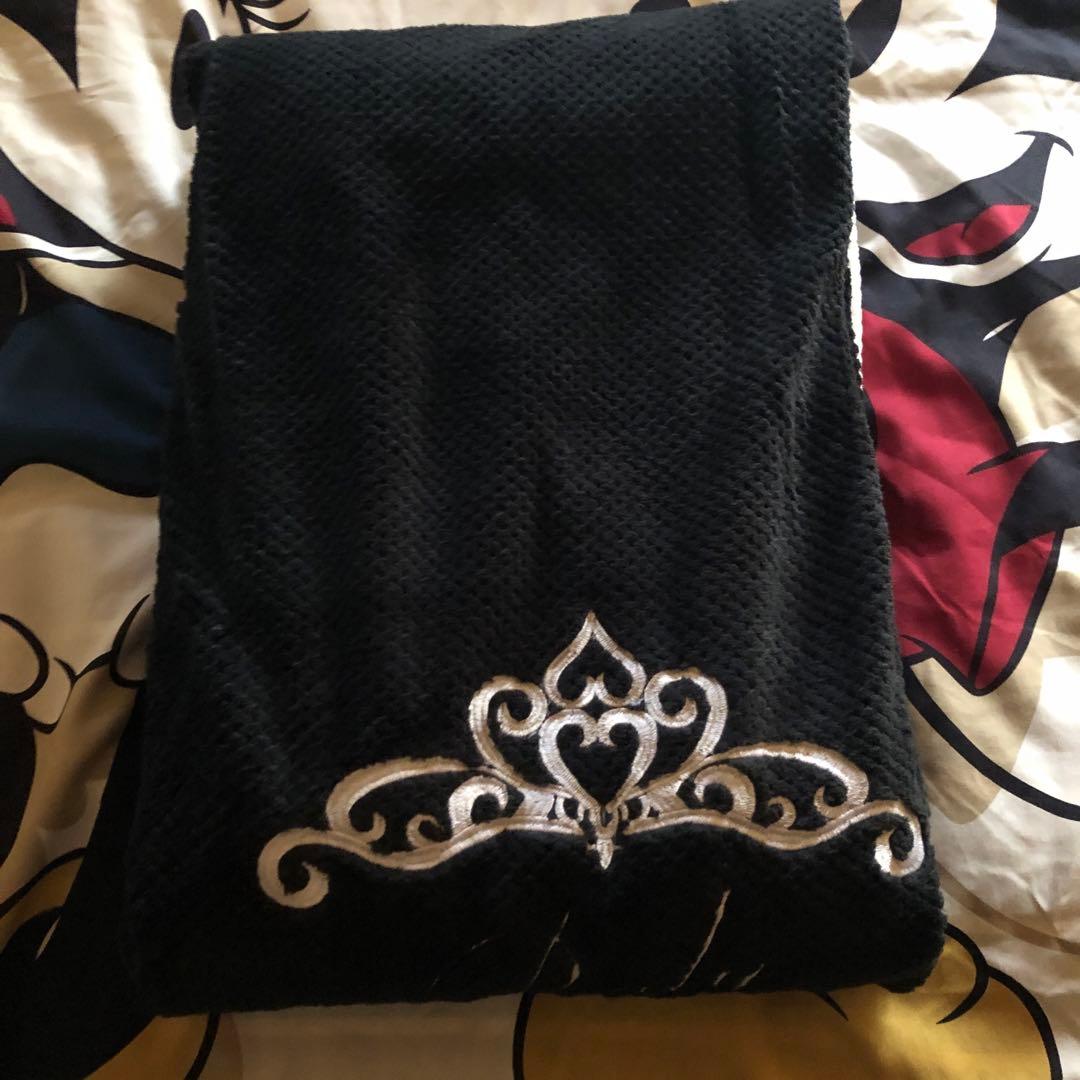 Rady 黒色 刺繍デザイン 毛布？ブランケット？ シングルサイズ